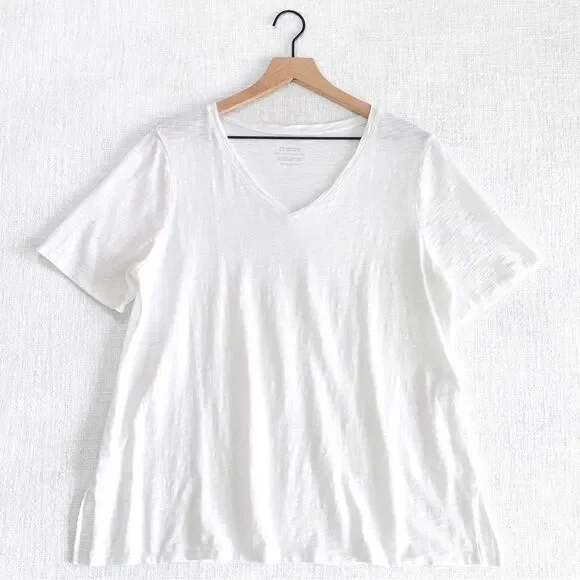 Chico's everyday tee. - Picture 2 of 7